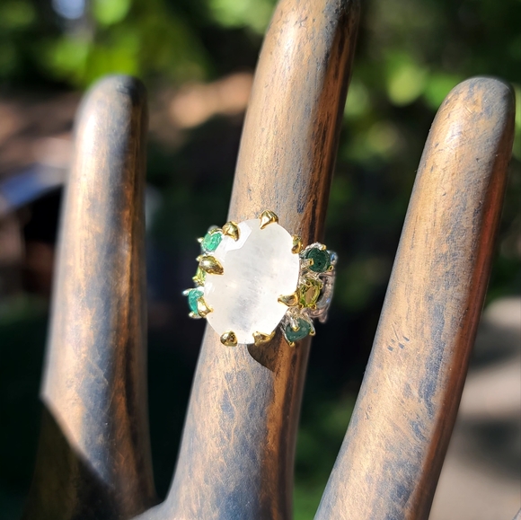 HUGE 16k Moonstone Emerald &Peridot Sterling &Gold ring sz6.5 - Picture 3 of 6